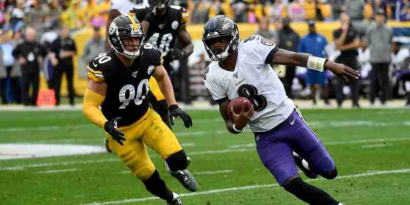 TJ Watt chasing Lamar Jackson