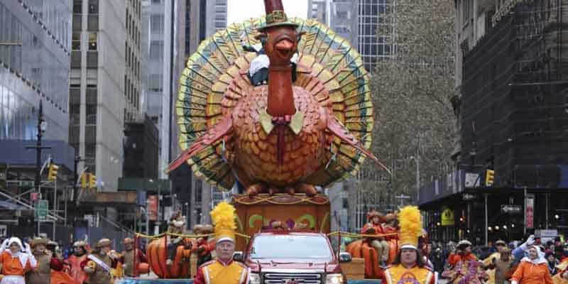 Thanksgiving Day parade of NFL betting lines arrive for 2021